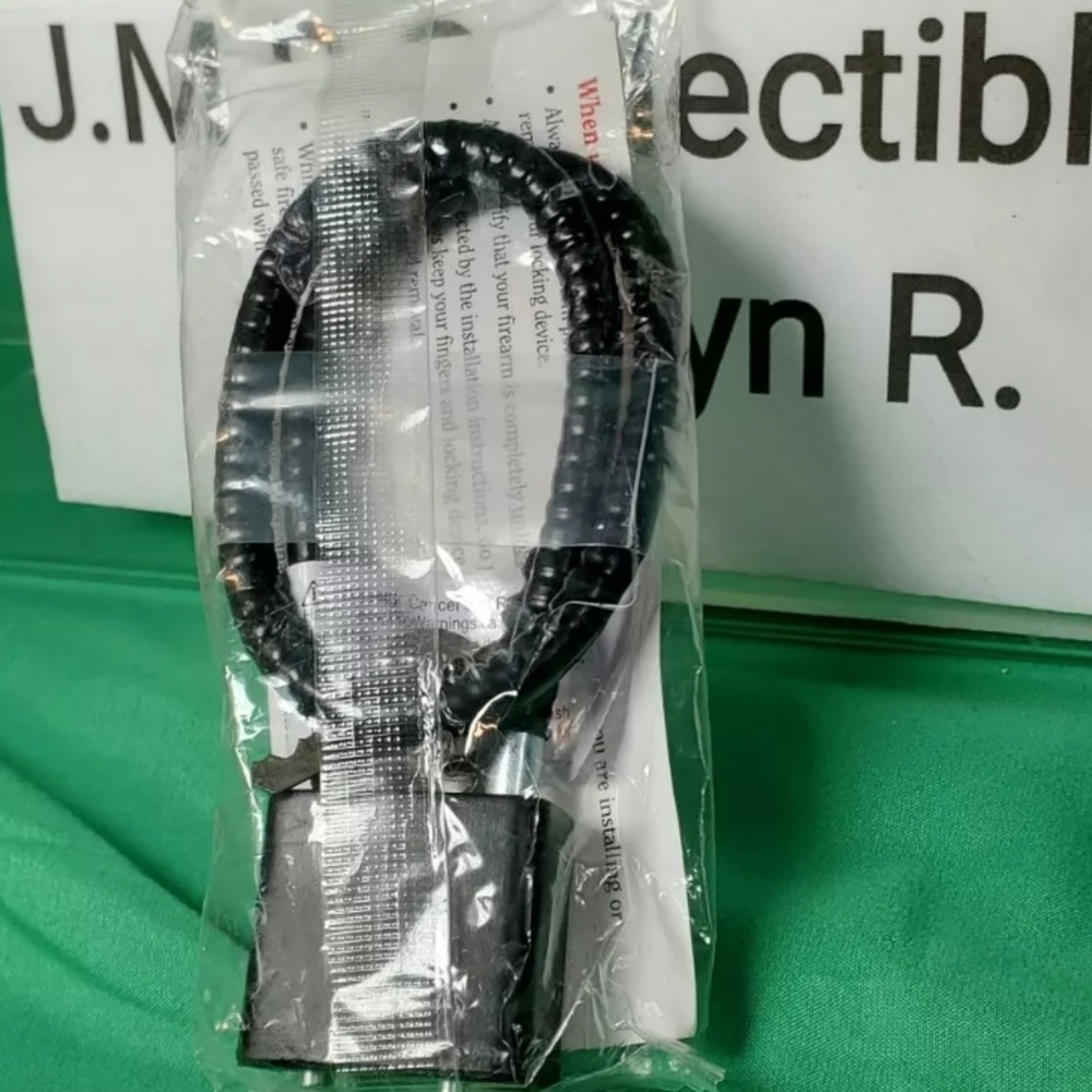 Ruger Firearms Black 7" Cable Gun Lock with 2 Keys & Instructions NEW